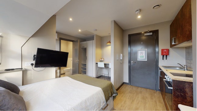 Tenancy Takeover -  Modern Furnished Studio Main Photo
