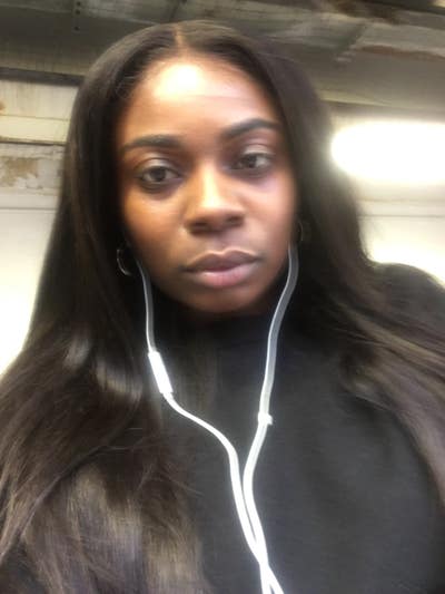 Professional Female seeks a double room Main Photo