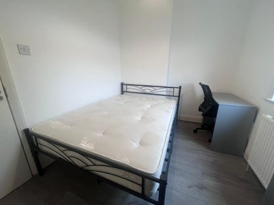 House Share, All Bills Included, Greenford Main Photo
