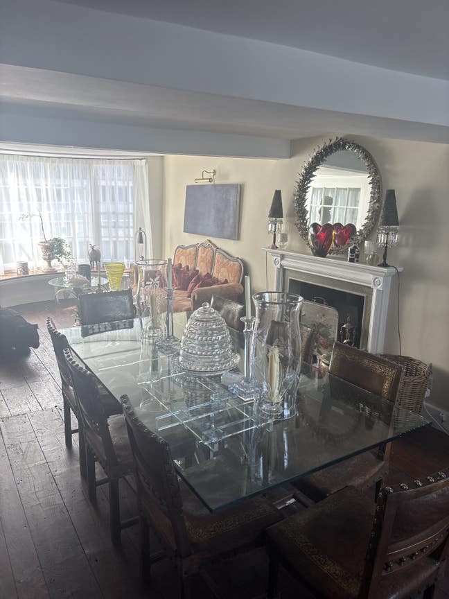 Historic home on the Lymington cobbles. Main Photo