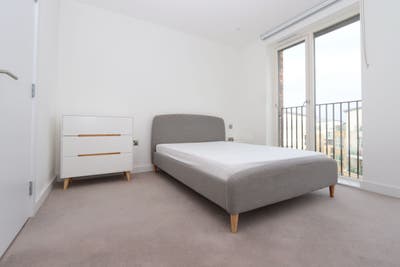 Last Room in Canada Water - Residence  Main Photo
