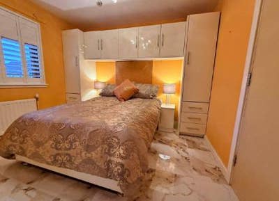 Furnished Rooms to Rent – Great Location Main Photo