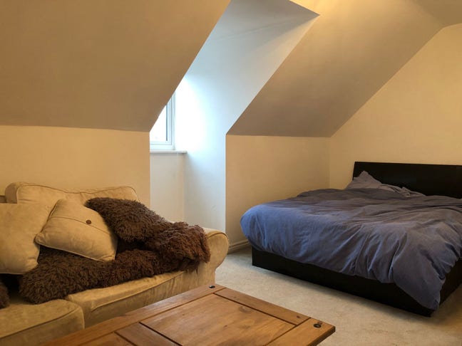 Double Room Available  Main Photo