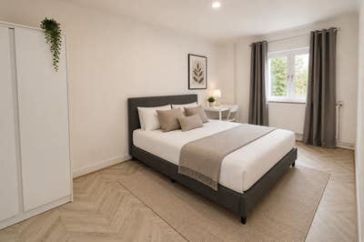 Massive Rooms! Amazing House Close to Kings Cross! Main Photo