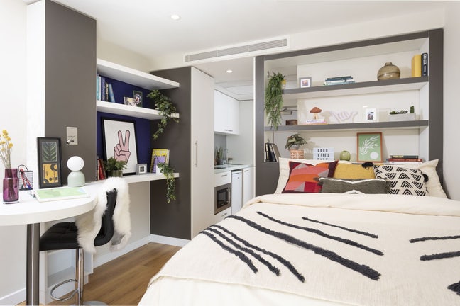 Modern Manchester city center apartment| studio Main Photo