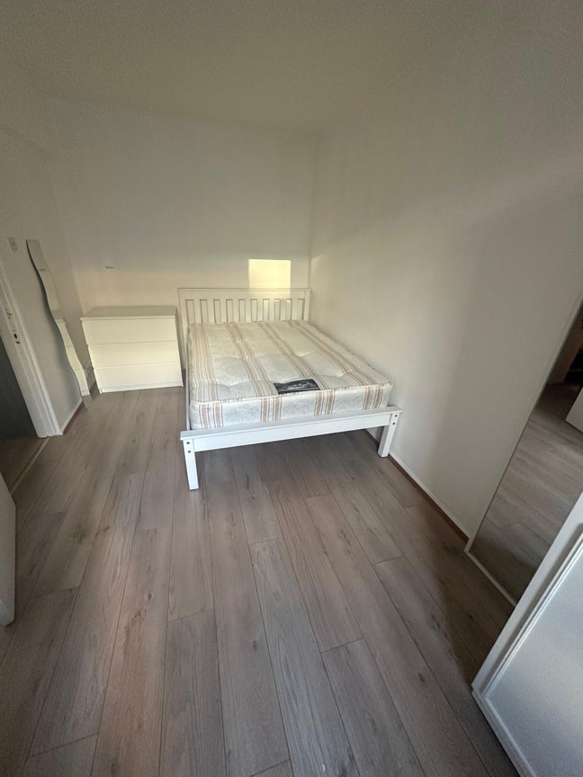 Double Room In central London Main Photo