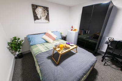 Brand New Ensuite Rooms Main Photo