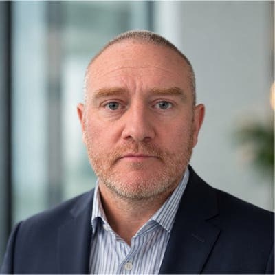 Professional Male seeks a double room Main Photo