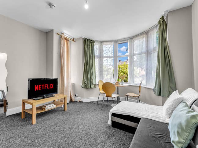 🏡 Double Rooms Available | Otley Road, Headingley Main Photo