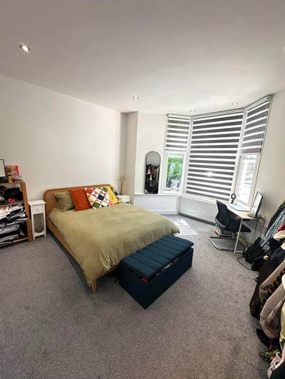 2 Rooms in Kiwi flat in Finny P – Couple & Single Main Photo
