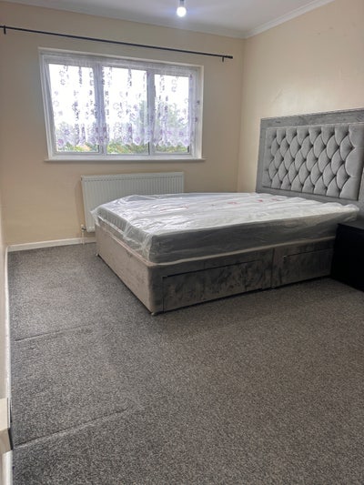 Room for rent.  Main Photo