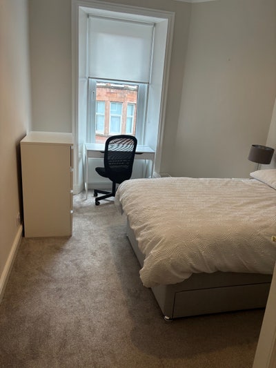 Gorgeous double room in Shawlands Main Photo