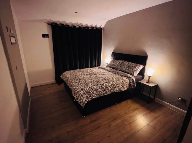 Furnished Double Room Main Photo