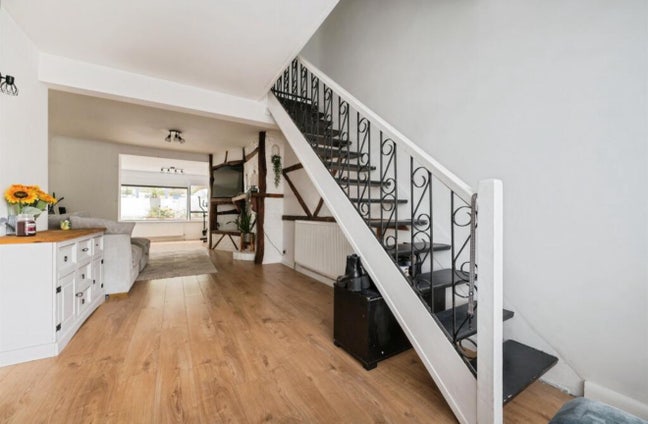 River view, spacious, double room  Main Photo