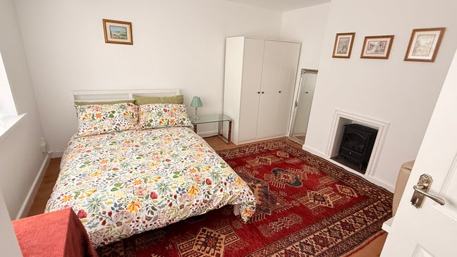 Well appointed double bedroom with own shower Main Photo