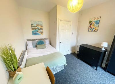 🎉 &pound;200 off Your Move-in! Bright Ensuite Avail! Main Photo