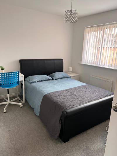 Modern Double Room near GE hospital (13 min walk) Main Photo