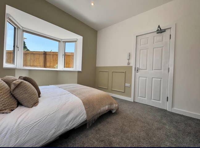 High-Spec Modern Rooms  Main Photo