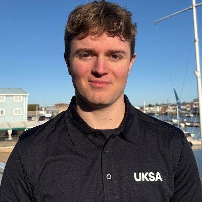 Tidy, respectful 19-year-old in London Main Photo