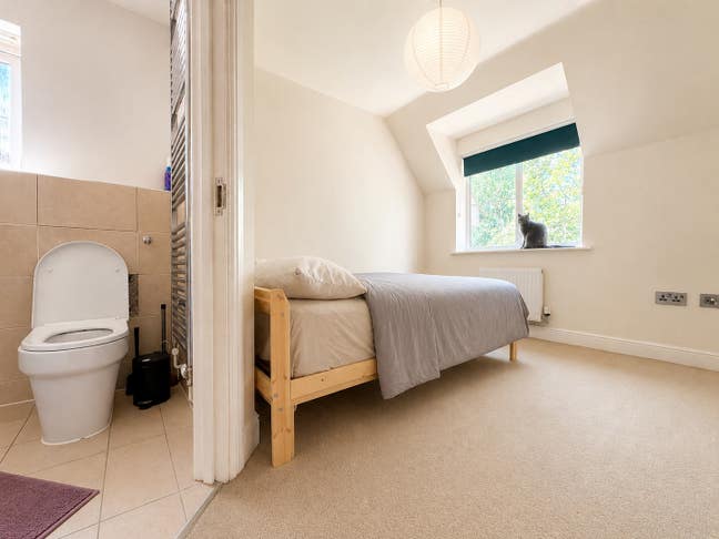 Ensuite Room Available in Headington, OX3 Main Photo