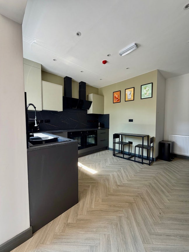 🏠Beautiful Brand New Lux⭐️Studio/En-suite Rooms🏠 Main Photo