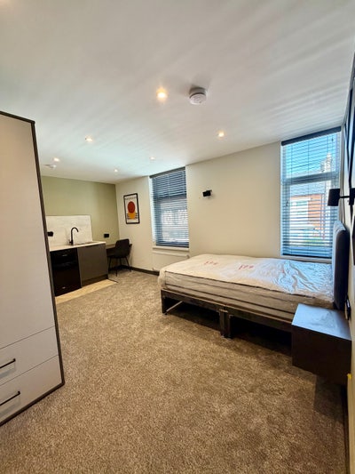 🏠Beautiful Brand New Lux⭐️Studio/En-suite Rooms🏠 Main Photo