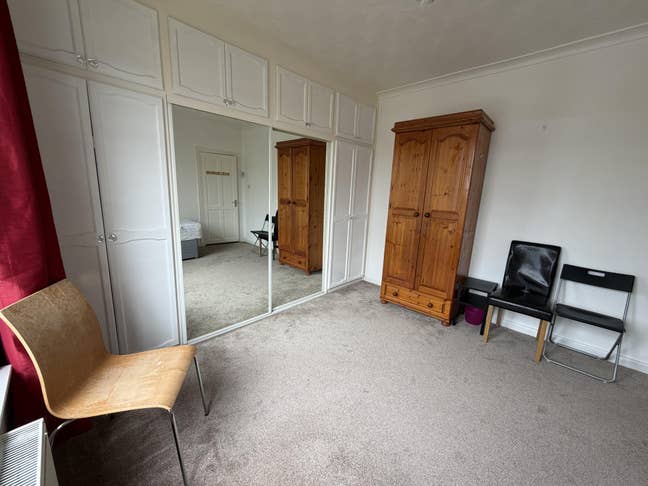 Bright Double-Sized Room- Near Glasgow West End Main Photo