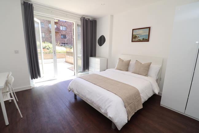 Stunning Thames Views🌊Cozy Double, Bills Included Main Photo
