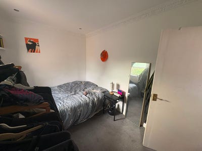 Furnished Double Room by Victoria Park – Available Main Photo