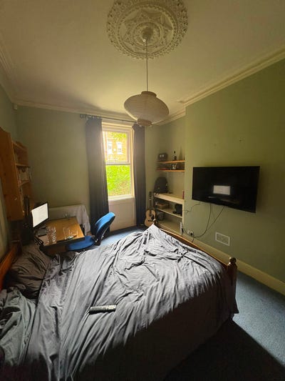 Double Room in 4 bed - Sidney Grove  Main Photo