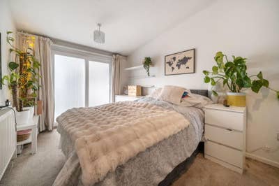 Lodger needed for shared house Main Photo