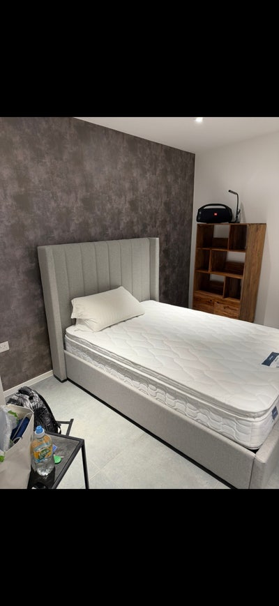 Canary Wharf Flat Available  Main Photo