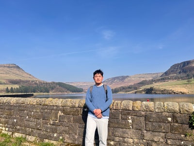 I am a professional male aged 31. I am lookin... Main Photo
