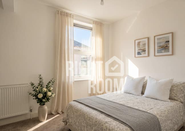 5 Bed Apartment | Albert Road PO5 | Available Now Main Photo