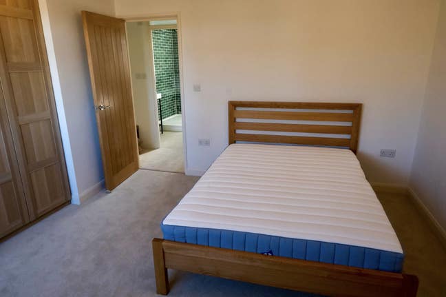 Excellent Location & Huge Double Room - Bermondsey Main Photo