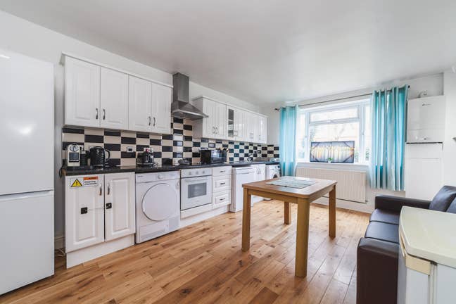 Cheap Big Room Close to Everything - SW6 Fulham Main Photo