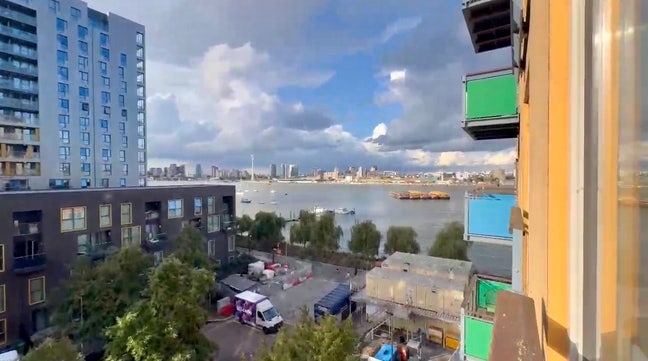 Double room in North Greenwich  Main Photo