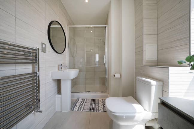 Modern Corner Apartment With Panoramic Views Main Photo
