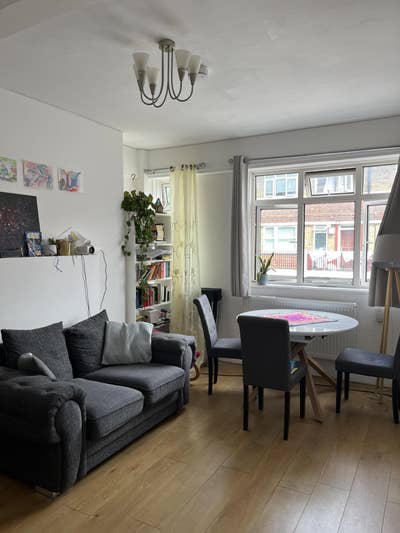 Bright double room 5 mins to London Bridge Main Photo
