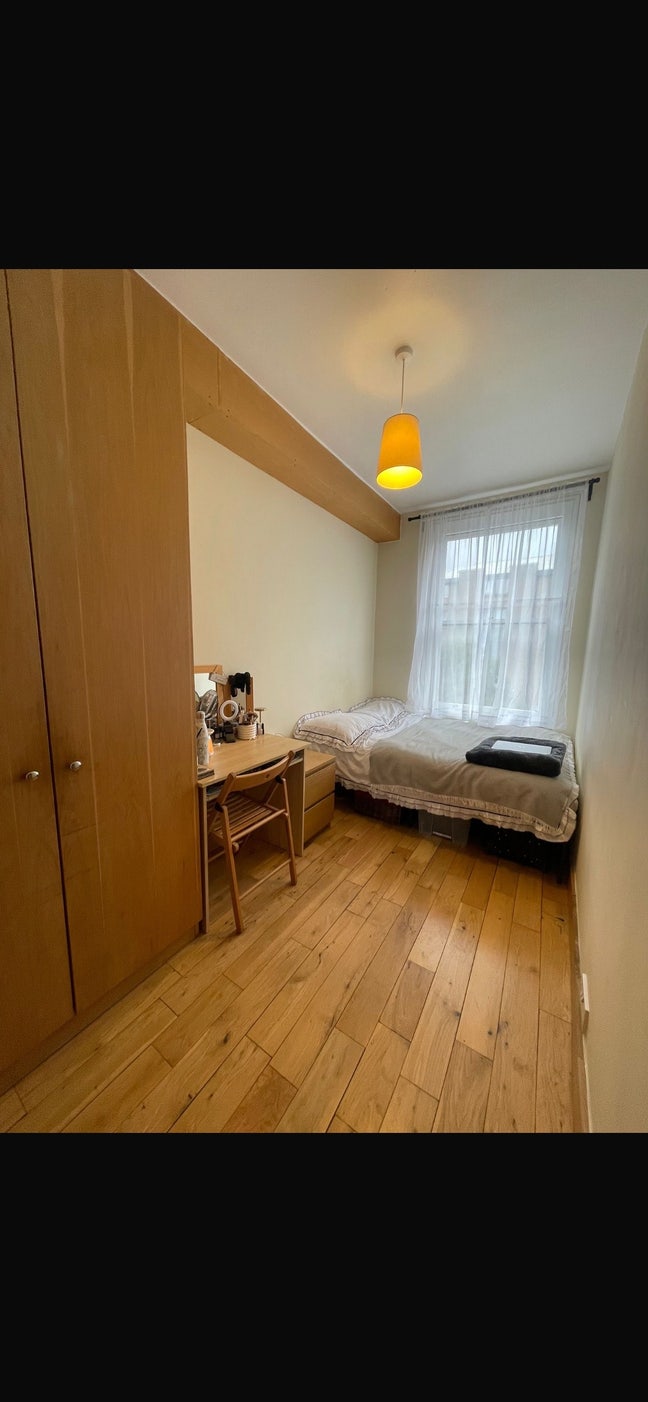 Double Room in King’s Cross Main Photo