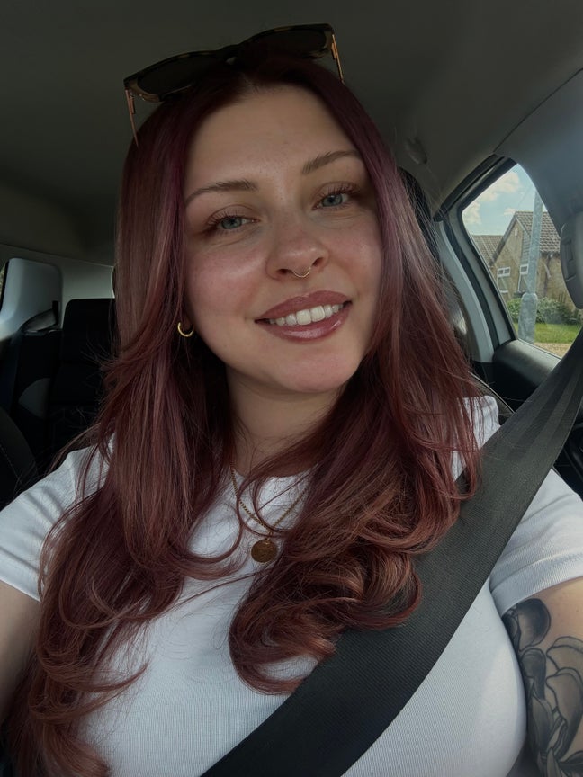 Female professional (+ Dog) looking to relocate Main Photo