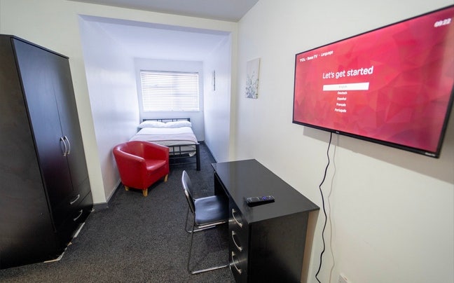 Room available for 3 weeks ONLY on offer 🔥 Main Photo