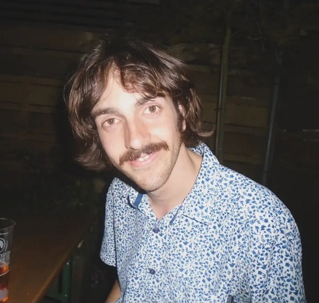 Young whippersnapper looking for room Main Photo