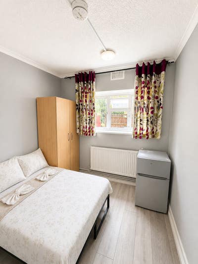 Wood Green Large Double Room for 1 Person|0Deposit Main Photo