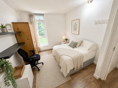 Large Double Room Available – Maida Vale NW8 Main Photo