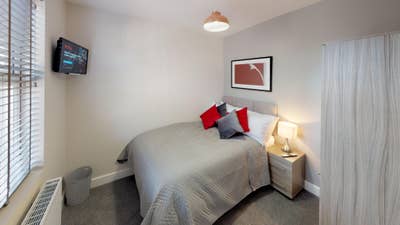 Town Center- Stunning Hmo Main Photo