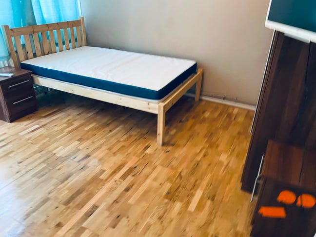 Double room walking distance Roehampton U (110) Main Photo