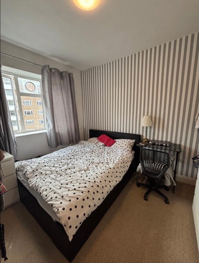 Double room in Parsons Green available end of July Main Photo