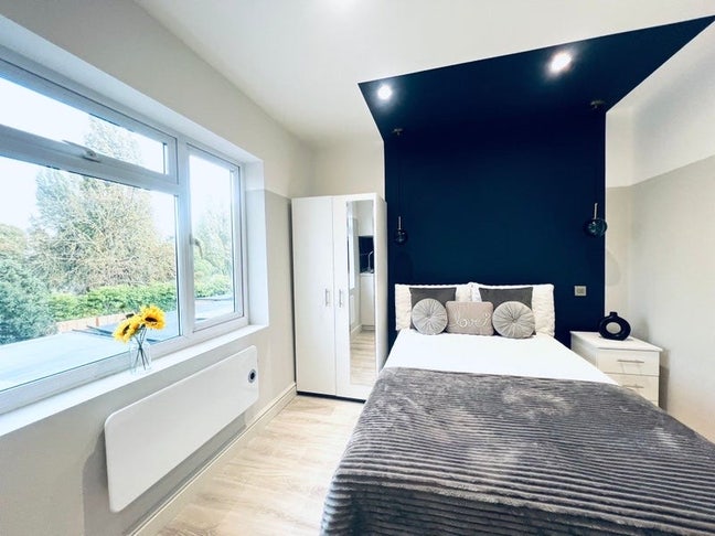✨ 🛏️ Ensuite Room to Let in 📍Greenford Main Photo