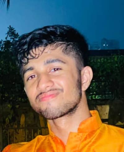 UWL student looking for affordable room near Ealin Main Photo